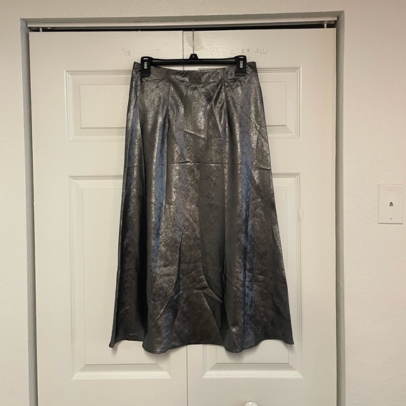 NWT Loft Silver Metallic Midi Skirt- Size Small - Picture 2 of 6